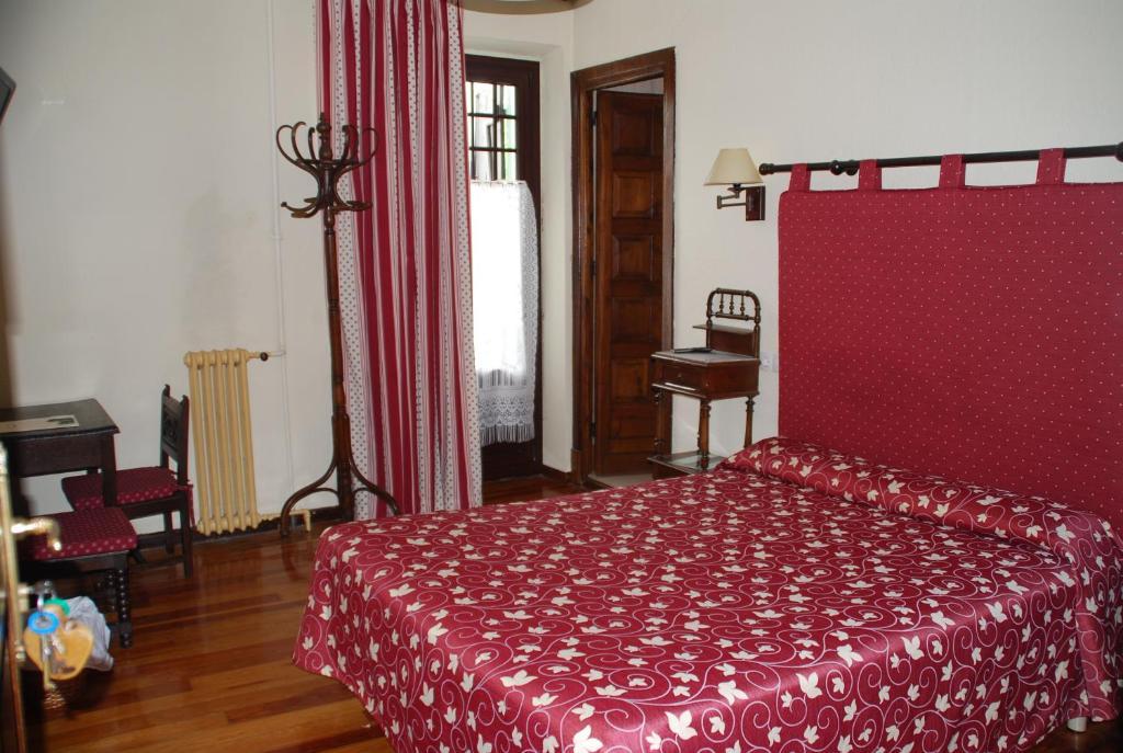 Hostal Ayestaran II Lekunberri Quarto foto